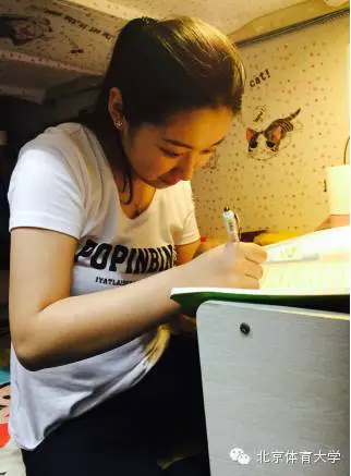 专业篮球运动员推荐的赛事训练计划_2